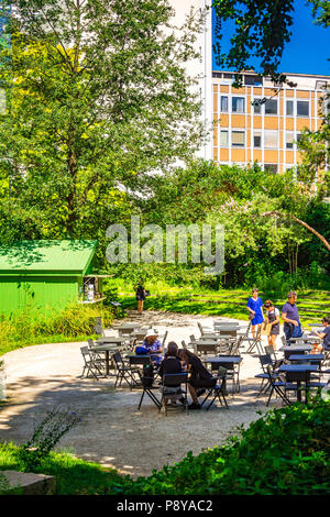 Fondation Cartier pour l'Art Contemporain giardino a Parigi, Francia Foto Stock