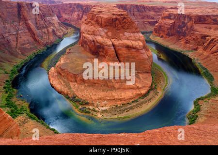 Curva a ferro di cavallo sul fiume Colorado in Glen Canyon, parte del Grand Canyon, Pagina, Arizona, Stati Uniti d'America