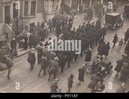 Vintage fotografia di un funerale di polizia, che si ritiene siano state prese nel South Yorkshire ma non confermato. Foto Stock