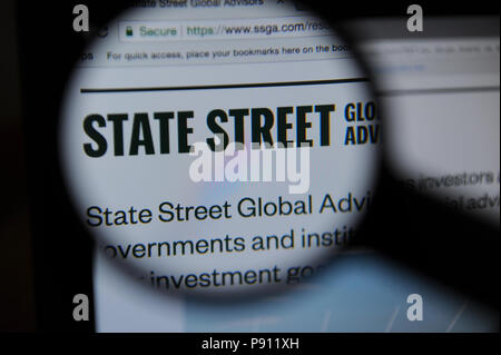 La State Street Global Advisors sito visto attraverso una lente di ingrandimento Foto Stock