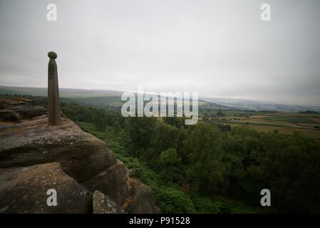 Il Nelson è un monumento a bordo Birchen nel vicino a Baslow, nel distretto di picco Foto Stock