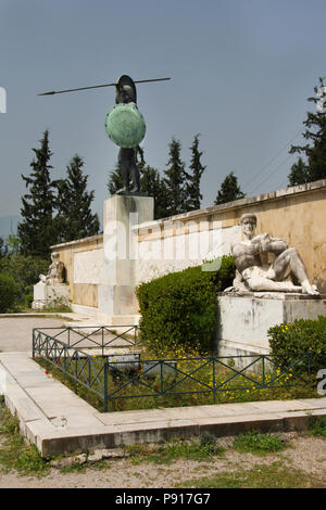 In Europa, in Grecia, Grecia centrale, delle Termopili , sito della battaglia i Greci nel 480 A.C., monumento al Leonidas Foto Stock