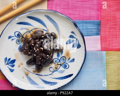 Asian Food fagiolo bollito lentamente la salsa di soia Foto Stock