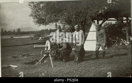 . 487 Russisches Maschinengewehr in Feuerstellung. Standort, Cellulosefabrik Seebach (BildID 15461497) Foto Stock