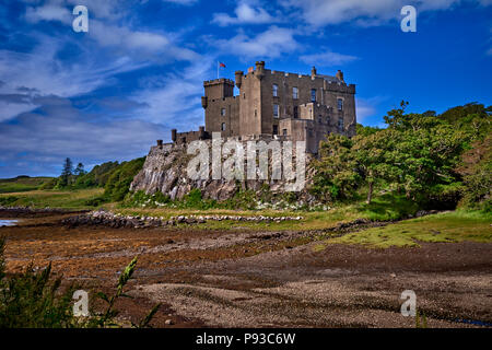 Il castello di Dunvegan (SC18) Foto Stock