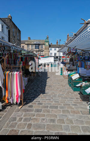 Otley Street Market svoltasi martedì, venerdì e sabato Foto Stock