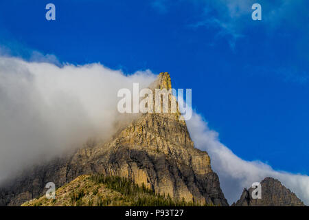 Montagna di Waterton, Mount Anderson. Waterton National Park, Alberta, Canada Foto Stock