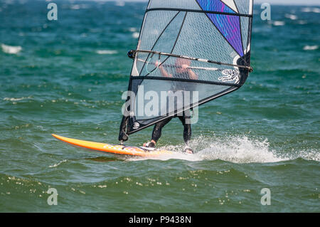 Windsurf, mare, Castelló d'Empúries, Girona, Catalogna, Spagna Foto Stock