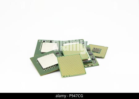 Vareity della CPU del computer, processore isolati su sfondo bianco. Foto Stock