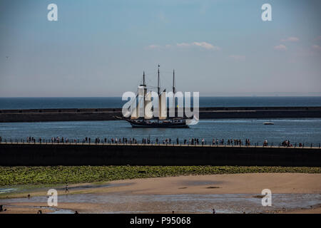 La tall ships di lasciare il porto di Sunderland il 24 luglio 2018, Foto Stock