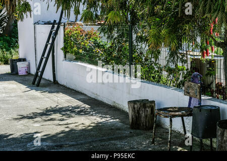 Scene e Street View da Albufeira Portogallo su una soleggiata giornata estiva Foto Stock