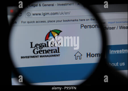 Il Legal & sito generale visto attraverso una lente di ingrandimento Foto Stock