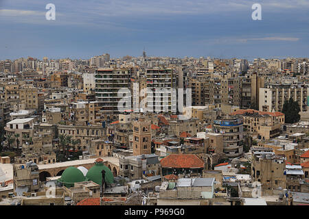 Un panorama della città di Tripoli edifici residenziali in Libano. Foto Stock