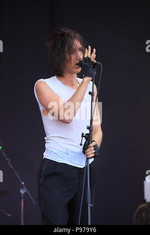 Gunnersbury Park, London, Regno Unito il 15 luglio 2018, Faris Badwan degli orrori, la cittadella di Festival in London, © Richard Soans/Alamy Live News Foto Stock