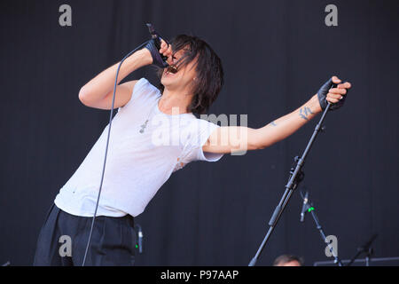 Gunnersbury Park, London, Regno Unito il 15 luglio 2018, Faris Badwan degli orrori, la cittadella di Festival in London, © Richard Soans/Alamy Live News Foto Stock