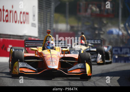 Toronto, Ontario, Canada. Il 15 luglio 2018. ZACH VEACH (26) del regno ha dichiarato battaglie per posizione durante la Honda Indy Toronto a strade di Toronto a Toronto, Ontario. Credito: Justin R. Noe Asp Inc/ASP/ZUMA filo/Alamy Live News Foto Stock