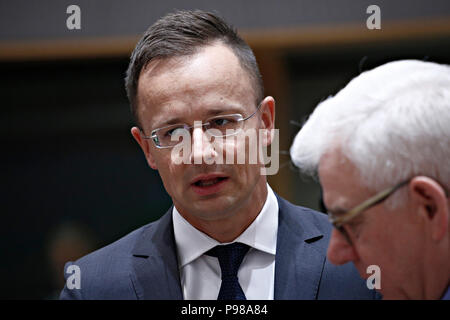 Ministro degli Affari Esteri ungherese Peter Szijjarto assiste ad una Unione europea riunione dei ministri degli esteri a Bruxelles, in Belgio il 16 luglio 2018. Foto Stock
