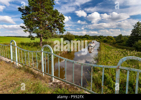 Nave turistica, Elblaski Canal Polonia Foto Stock