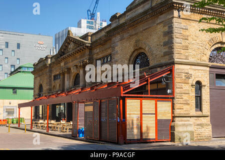 Il Mackie sindaco edificio, un ex vittoriana di mercato di carne, ora un cibo e bevanda in uscita, Northern Quarter, Manchester, Inghilterra, Regno Unito Foto Stock