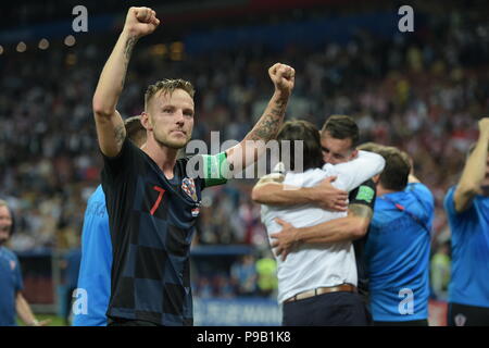 Ivan Rakitic (CRO) festeggia dopo aver vinto la FIFA World Cup Semi Final match tra Croazia 2-1 Inghilterra a Luzhniki Stadium di Mosca, Russia. Luglio 11, 2018. Credito: ESTREMO ORIENTE PREMERE/AFLO/Alamy Live News Foto Stock