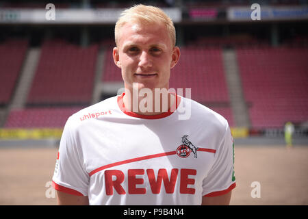 Colonia, Germania. 09 Luglio, 2018. Seconda Bundesliga, foto riprese di 1. FC Colonia per la stagione 2018/2019 al RheinEnergie Stadium. Colonia di Frederik Sorensen. Credito: Henning Kaiser/dpa/Alamy Live News Foto Stock