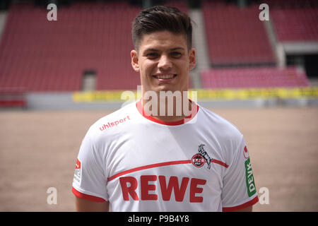 09 luglio 2018, Germania, Colonia: Seconda Bundesliga, foto riprese di 1. FC Colonia per la stagione 2018/2019 al RheinEnergie Stadium. Colonia Koziello Vincent. Foto: Henning Kaiser/dpa Foto Stock