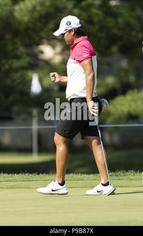 Sylvania, OH, Stati Uniti d'America. Il 15 luglio 2018. Yani Tseng fa un birdie giorno 4 del LPGA Marathon Classic in Sylvania, Ohio, il 13 luglio 2018. Credito: Mark Bialek/ZUMA filo/Alamy Live News Foto Stock