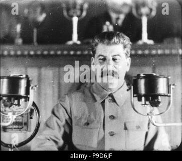 Josef Stalin dà un discorso al Congresso del All-Union Partito Comunista (Bolscevichi). Museo: Collezione privata. Foto Stock