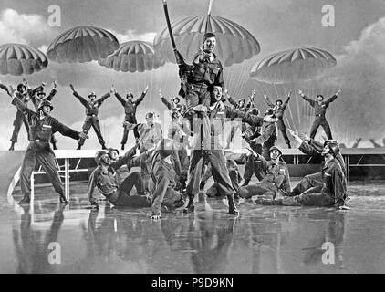 Jumping Jack, aka: Schrecken der Division, USA 1952, Regie: Norman Taurog, Darsteller: Jerry Lewis, Dean Martin Foto Stock