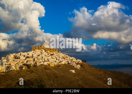 In Europa, in Grecia, Dodecaneso, Astipalea, hora, castello, windmiles Foto Stock