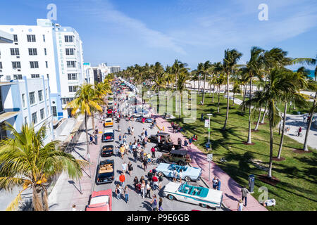 Miami Beach Florida, Ocean Drive, Lummus Park, Park Central, hotel, Serpentine Trail, mostra di auto d'epoca classica, vista aerea panoramica a Foto Stock