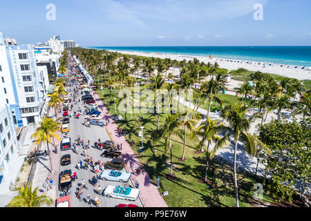 Miami Beach Florida, Ocean Drive, hotel Lummus Park, classica mostra di auto d'epoca vista aerea dell'Oceano Atlantico, Foto Stock