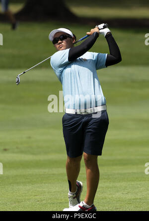 Sylvania, OH, Stati Uniti d'America. Il 15 luglio 2018. Sherman Santiwiwatthanaphong colpisce un colpo al LPGA Marathon Classic in Sylvania, Ohio, il 13 luglio 2018. Credito: Mark Bialek/ZUMA filo/Alamy Live News Foto Stock