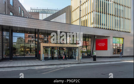 Esterno e l'ingresso del rinnovato di recente Southwark Campus di Lewisham Southwark College, un ulteriore istruzione collegio nel sud di Londra, Inghilterra, Foto Stock