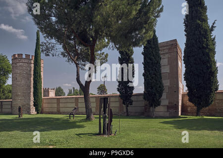 Parete di Alcala de Henares XIII secolo, villaggio della Comunità di Madrid. Spagna, Europa Foto Stock