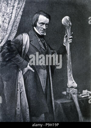 Richard Owen (1804-1892), inglese dello zoologo ed anatomico, curatore del Royal College of Surge… Foto Stock