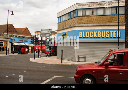 Una chiusa "Blockbuster' store, Sidcup Kent, Regno Unito Foto Stock