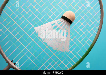 Badminton racchetta e volano per il tempo libero attività ricreative all'aperto e attività sportiva Foto Stock