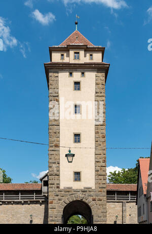 Galgentor Torre (Gallows Gate) in Rothenburg ob der Tauber, Germania Foto Stock