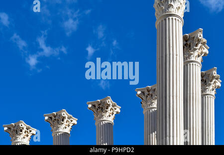 Le colonne Romane a Cordoba, Spagna - i resti di un tempio romano Foto Stock