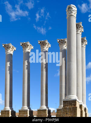 Le colonne Romane a Cordoba, Spagna - i resti di un tempio romano Foto Stock