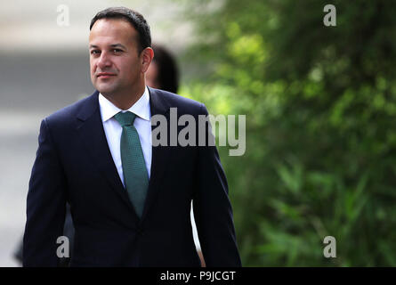 Ritrasmettere la correzione data An Taoiseach Leo Varadkar arrivando presso il Derrynane House, Kerry, per una riunione del consiglio dei ministri del governo. Foto Stock