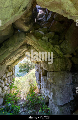 Capanna pastorale, tholos. Abruzzo Foto Stock