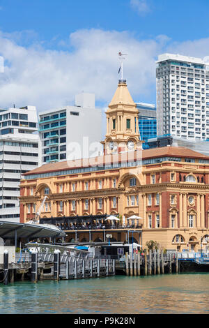 Auckland Nuova Zelanda Isola del nord il Ferry Building Quay Street lungomare di Auckland Nuova Zelanda Isola del nord esterno facciata anteriore auckland nz Foto Stock