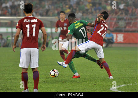 Beijin, Beijin, Cina. 19 Luglio, 2018. Pechino, Cina-Pechino Guo'una squadra di calcio sconfitte Henan Jianye 2-1 a 2018 Chinese Super League a Pechino in Cina. Credito: SIPA Asia/ZUMA filo/Alamy Live News Foto Stock
