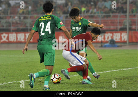Beijin, Beijin, Cina. 19 Luglio, 2018. Pechino, Cina-Pechino Guo'una squadra di calcio sconfitte Henan Jianye 2-1 a 2018 Chinese Super League a Pechino in Cina. Credito: SIPA Asia/ZUMA filo/Alamy Live News Foto Stock
