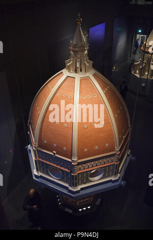 Modello in scala della cupola del Duomo di Firenze) progettata dal Rinascimento italiano architetto Filippo Brunelleschi sul display nel Museo dell'Opera del Duomo (Museo dell'Opera del Duomo di Firenze) in Firenze, Toscana, Italia. Foto Stock