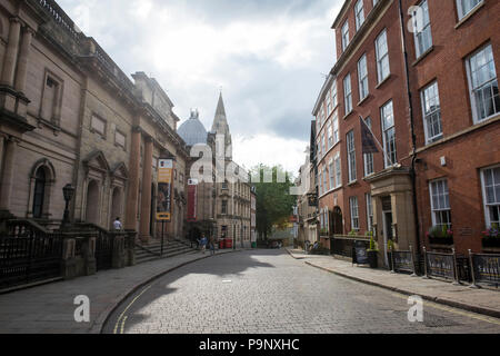 Pavimentazione di alta nella città di Nottingham, Nottinghamshire REGNO UNITO Inghilterra Foto Stock