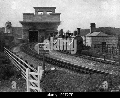 248 Britannia Bridge portale (rivista Ferroviaria, 100, ottobre 1905) Foto Stock