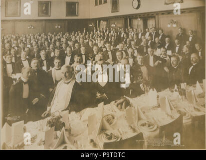 343 cena omaggio all' onorevole Sam Hughes (HS85-10-25496) Foto Stock